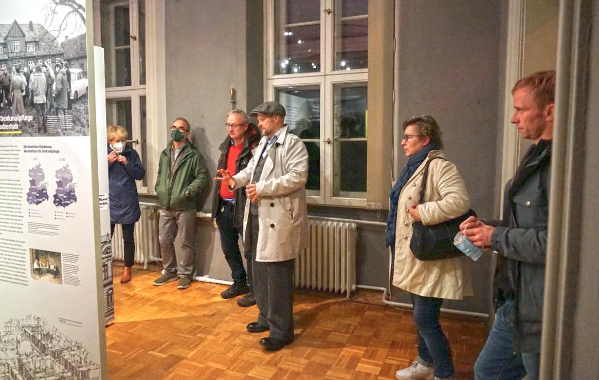 Kuratorenrundgang mit Dr.-Ing. Thomas Fischer_DSC02719.JPG